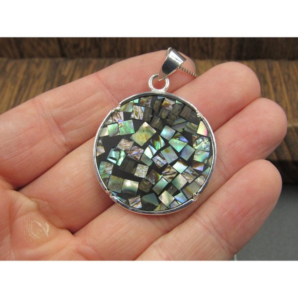 18 Inch Sterling Silver Large Circle Abalone Shell Pendant Necklace - Picture 3 of 7